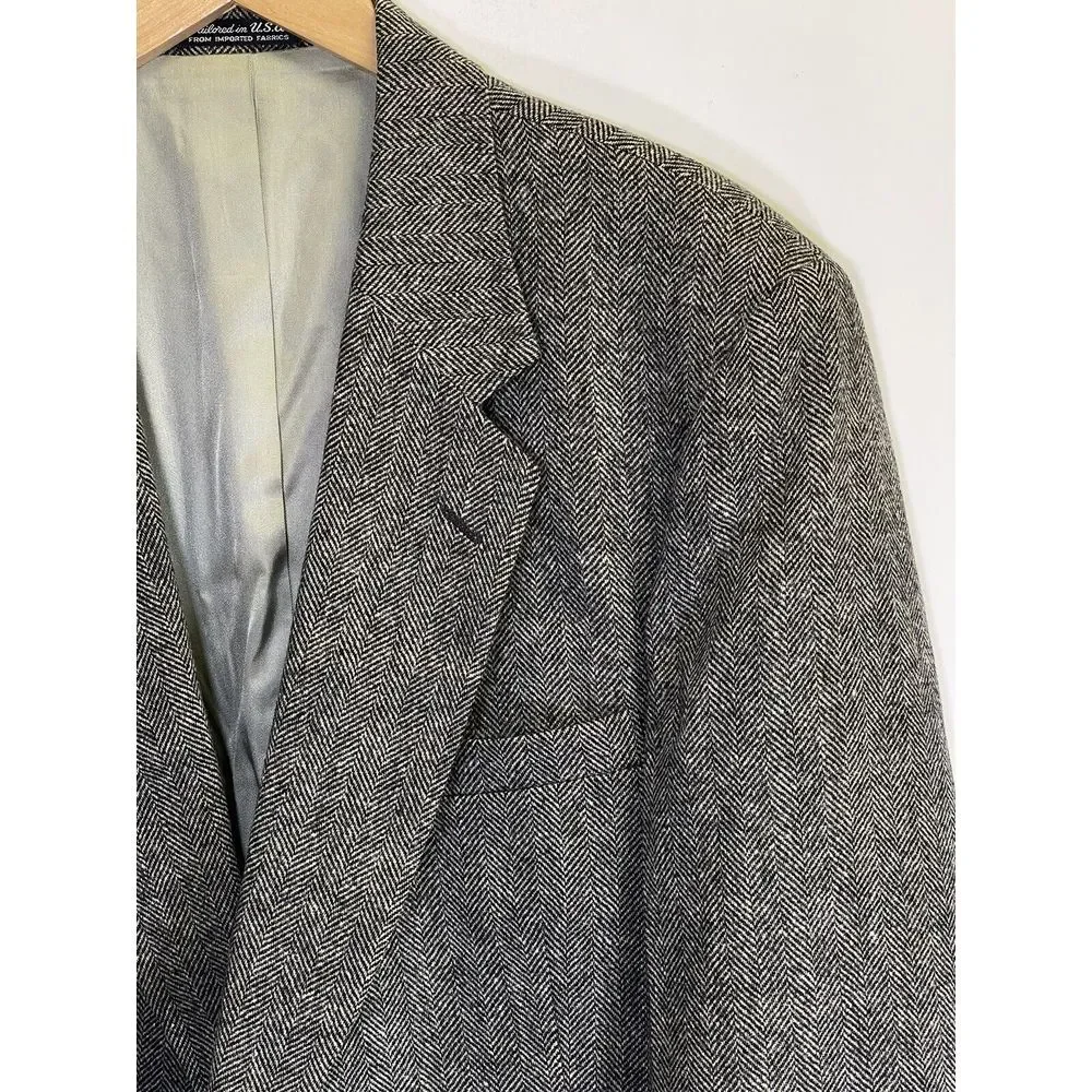 Oakton Men's Black/Gray Herringbone Blazer 44R Lined Tailored In U.S.A $395‎